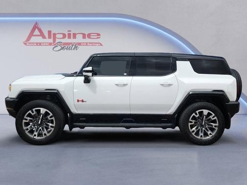 White 2025 GMC HUMMER EV SUV 3X
