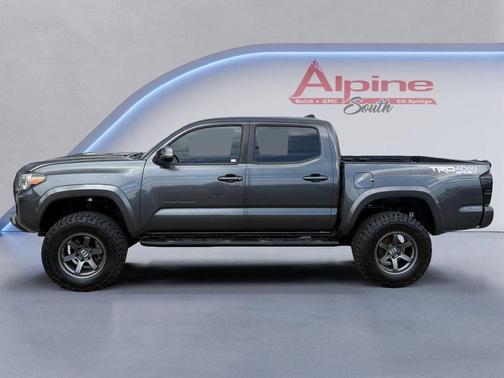 Gray 2018 Toyota Tacoma SR