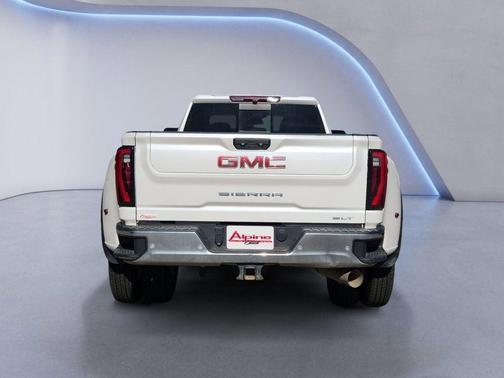 2024 GMC Sierra 3500 SLT