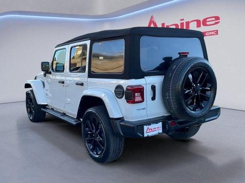 2022 Jeep Wrangler Unlimited 4xe Sahara