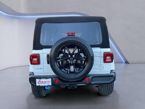 2022 Jeep Wrangler Unlimited 4xe Sahara