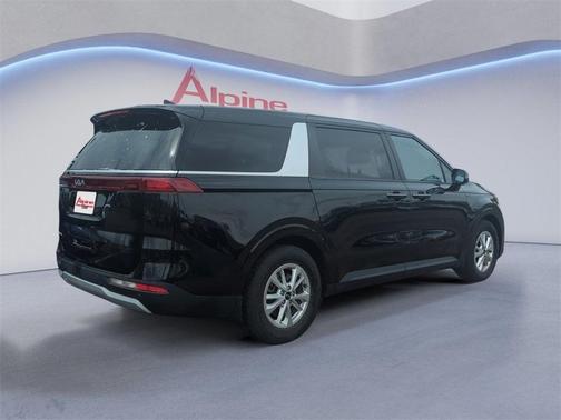 2023 Kia Carnival LX