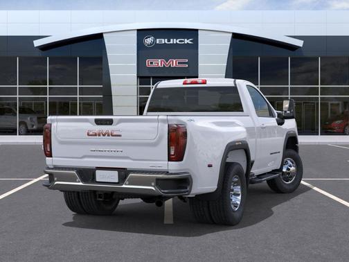 2026 GMC Sierra 3500 SLE