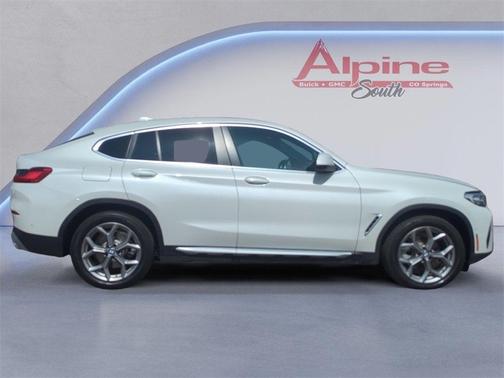 2022 BMW X4 xDrive30i