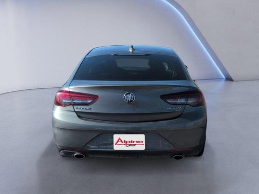 2018 Buick Regal Sportback Essence