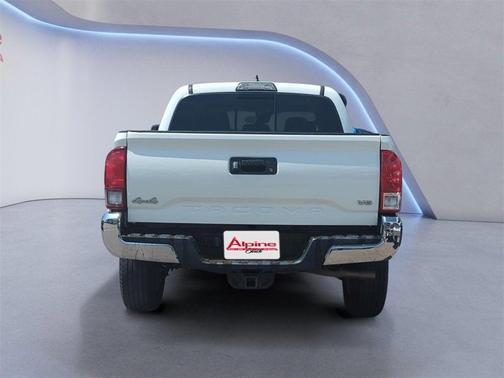 2018 Toyota Tacoma SR