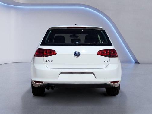 2015 Volkswagen Golf TDI S 4-Door