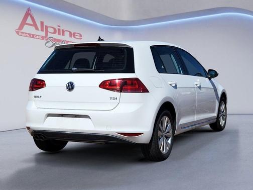 2015 Volkswagen Golf TDI S 4-Door