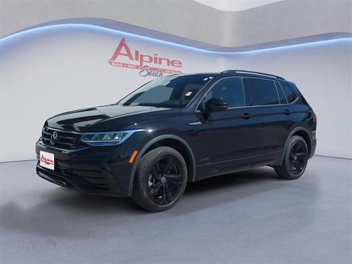 2023 Volkswagen Tiguan 2.0T SE R-Line Black
