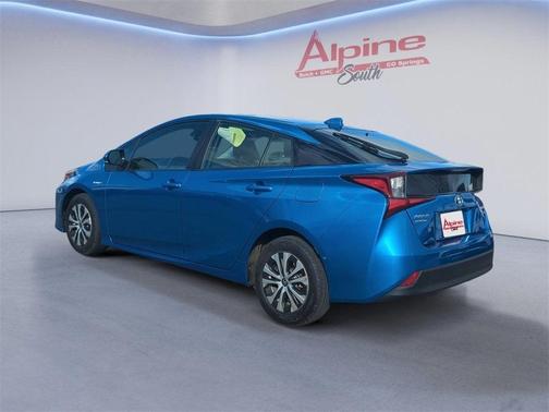 2021 Toyota Prius LE