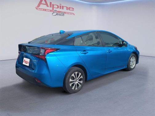 2021 Toyota Prius LE