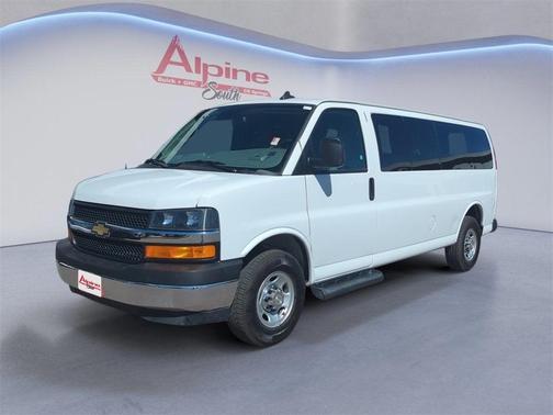2022 Chevrolet Express 3500 LT