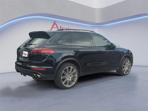 2017 Porsche Cayenne S