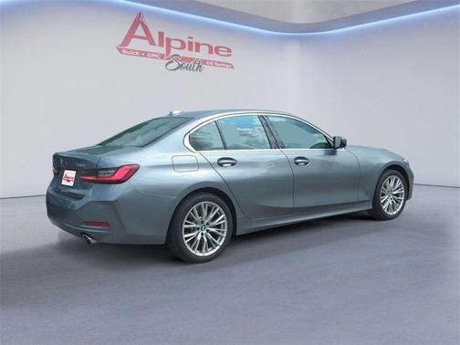 2024 BMW 330 i xDrive