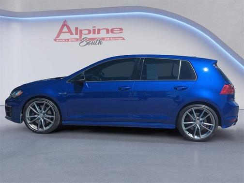 2017 Volkswagen Golf R 4-Door w/DCC & Navigation