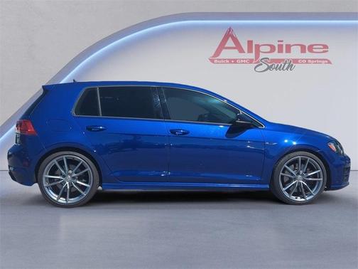 2017 Volkswagen Golf R 4-Door w/DCC & Navigation