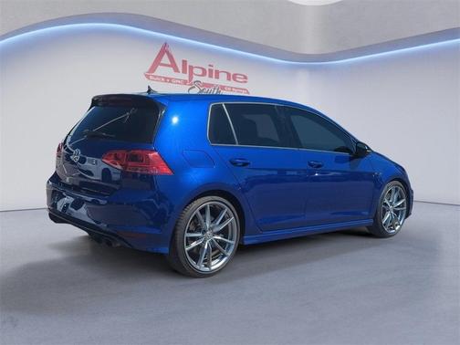 2017 Volkswagen Golf R 4-Door w/DCC & Navigation