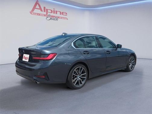 2021 BMW 330 i xDrive
