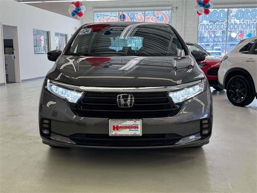 2023 Honda Odyssey 