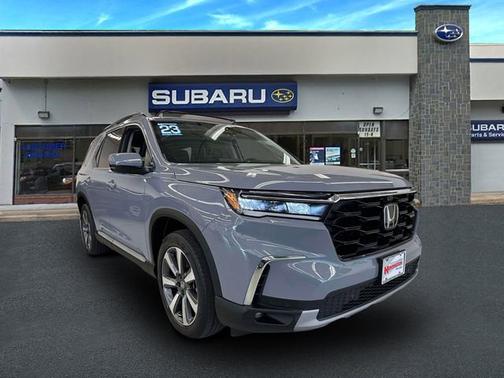 Sonic Gray Pearl 2023 Honda Pilot