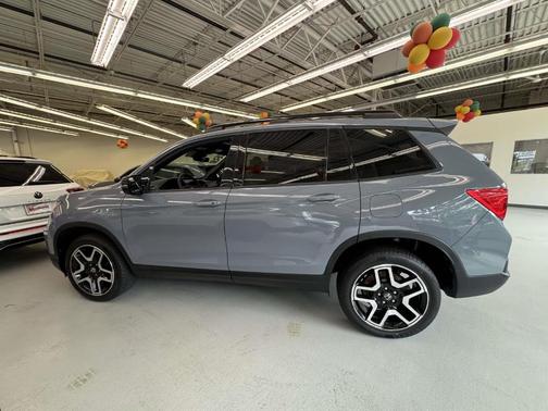 Sonic Gray Pearl 2022 Honda Passport Elite