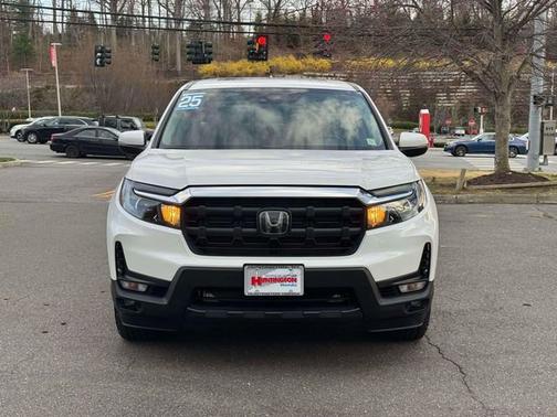 Platinum White Pearl 2025 Honda Ridgeline