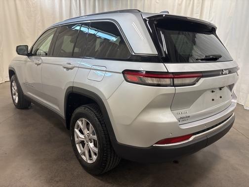 2022 Jeep Grand Cherokee LIMITED