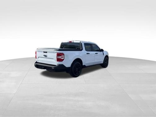 OXFORD WHITE 2024 Ford Maverick XLT