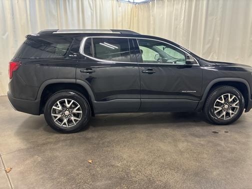 2020 GMC Acadia SLE
