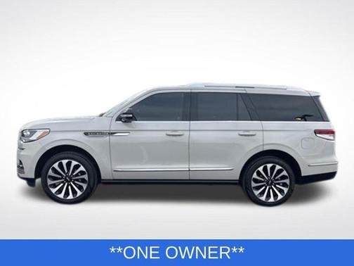 CERAMIC PEARL MET 3C 2024 Lincoln Navigator RESERVE