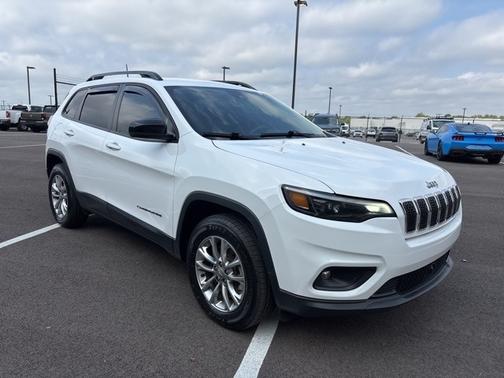 2022 Jeep Cherokee LATITUDE LUX