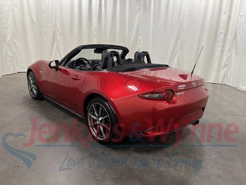 2017 Mazda MX-5 Miata GRAND TOURING