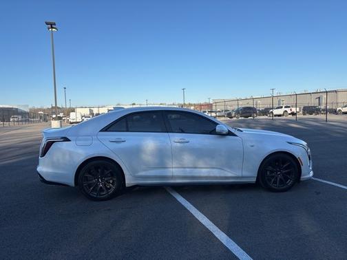 2021 Cadillac CT4 SPORT