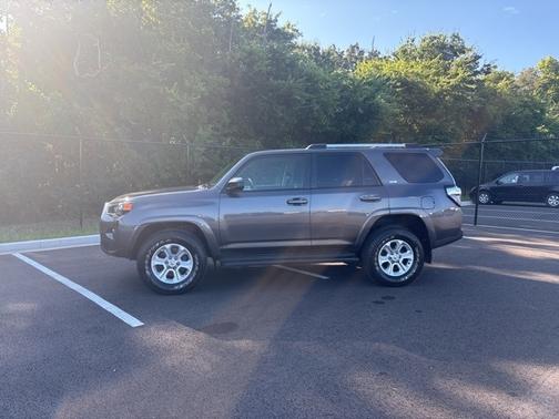 2023 Toyota 4Runner SR5