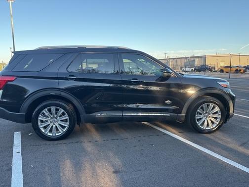 2022 Ford Explorer KING RANCH