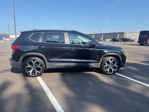 2023 Volkswagen Taos 1.5T SEL