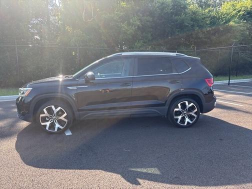2023 Volkswagen Taos 1.5T SEL