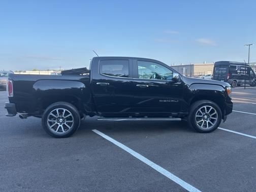 2021 GMC Canyon DENALI
