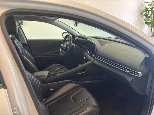 White 2024 Hyundai ELANTRA LIMITED