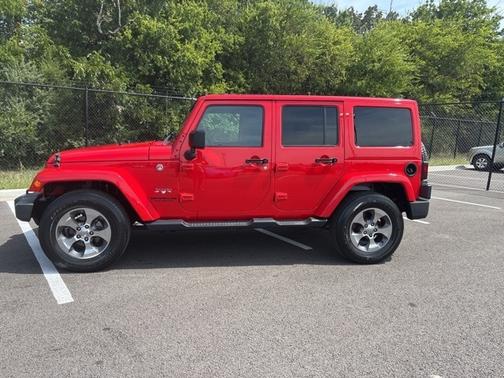 2017 Jeep Wrangler Unlimited SAHARA
