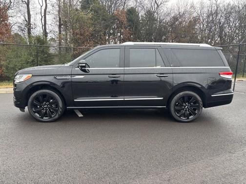 2024 Lincoln Navigator L RESERVE