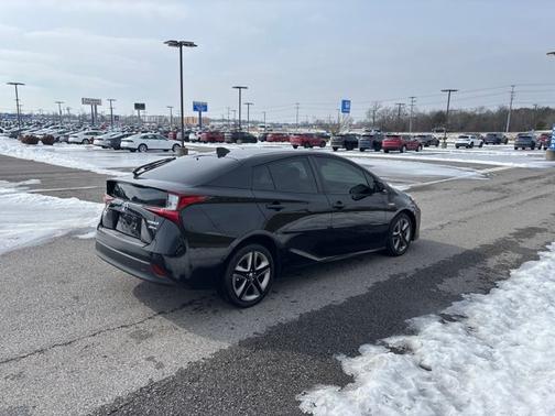2019 Toyota Prius L