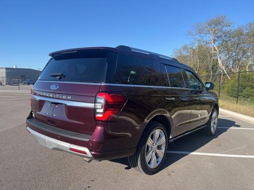 2024 Ford Expedition PLATINUM