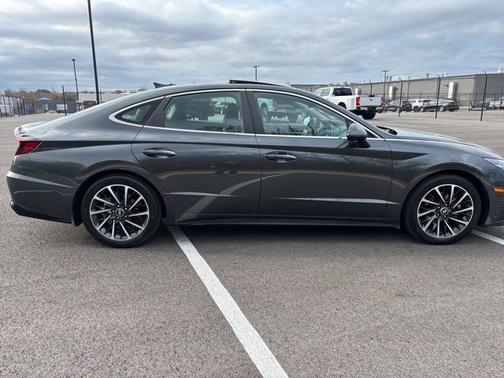 2023 Hyundai SONATA LIMITED