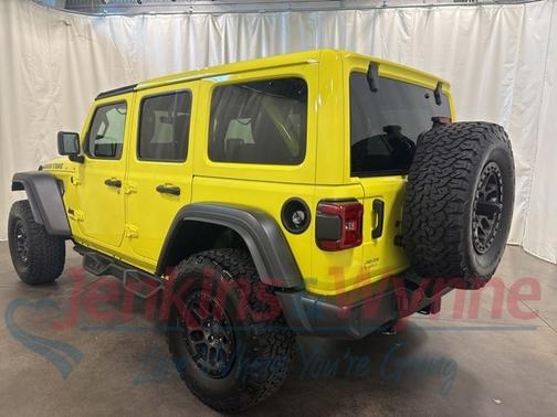 2022 Jeep Wrangler SPORT
