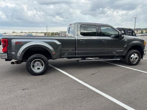 2017 Ford F-350 LARIAT SUPER DUTY