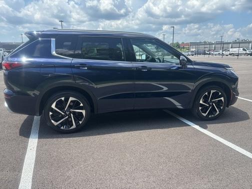 2022 Mitsubishi Outlander SEL