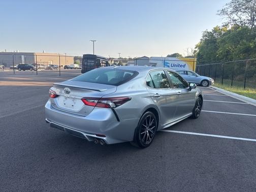 2022 Toyota Camry SE