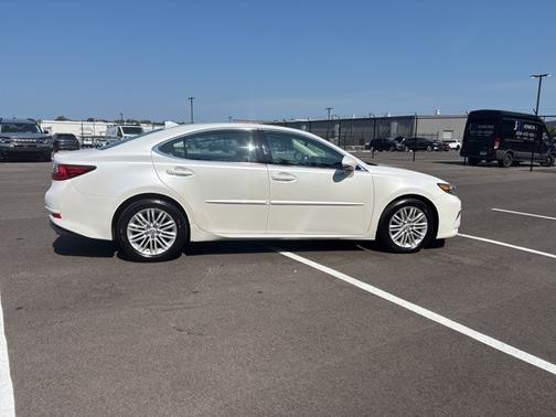 2017 Lexus ES 350 BASE