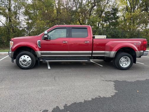 2022 Ford F-450 LARIAT DRW